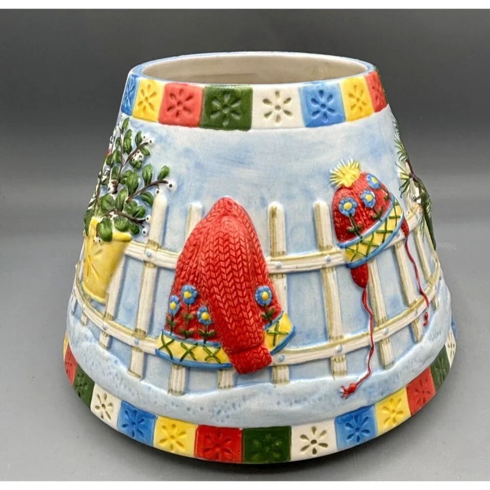 Yankee Candle Ceramic Shade Candle Topper With Festive Winter‎ Fence Bird Design